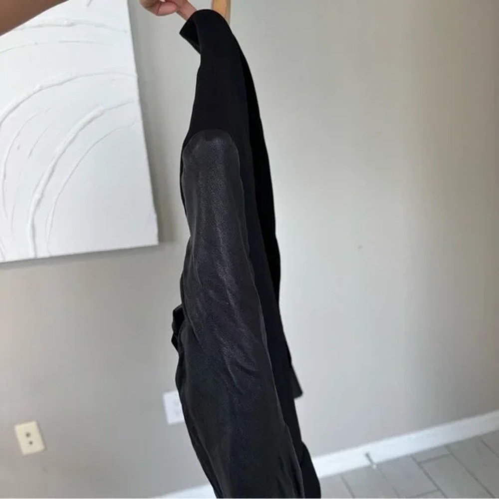 St. John Caviar Black Lamb Leather Open Front Blazer Jacket - Picture 15 of 16